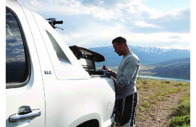 BRCHEVROLETAVALANCHEUS20011108