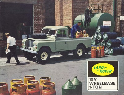 Land Rover Series II 2